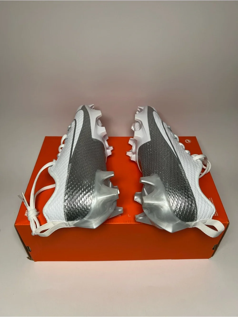 Nike Vapor Edge Speed 360 2 Football Cleats DA5455-102 White Chrome Mens Size 8